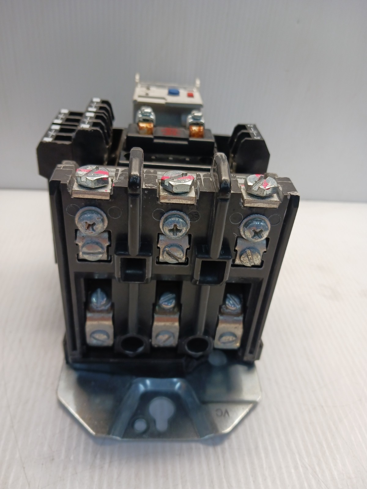 New Allen Bradley 500F-CO*930 Size 2 Motor Starter with 592-EECC Overload Relay