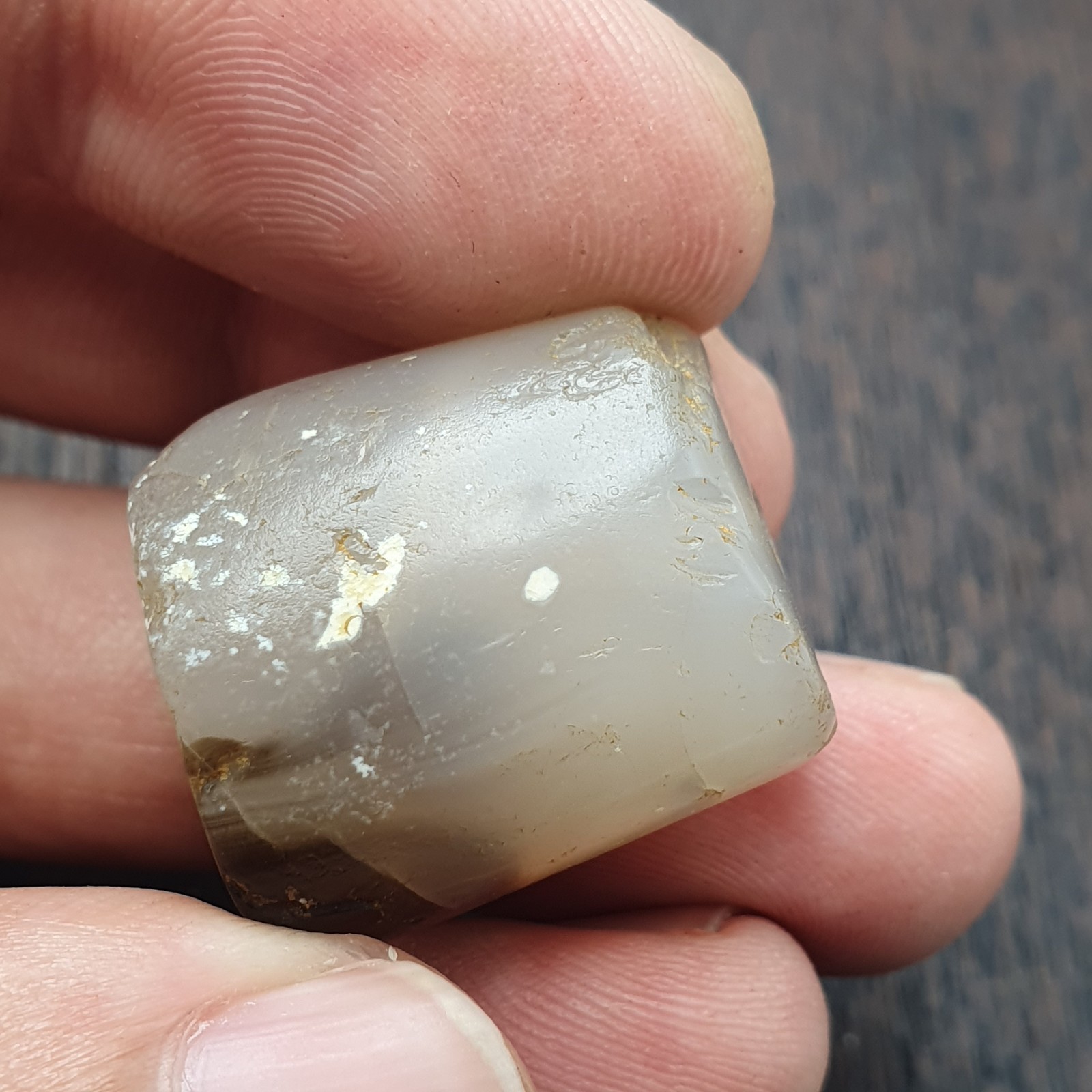 Ancient Antique Himalayan Tibetan Banded Ntural pattern Agate Bead Amulet