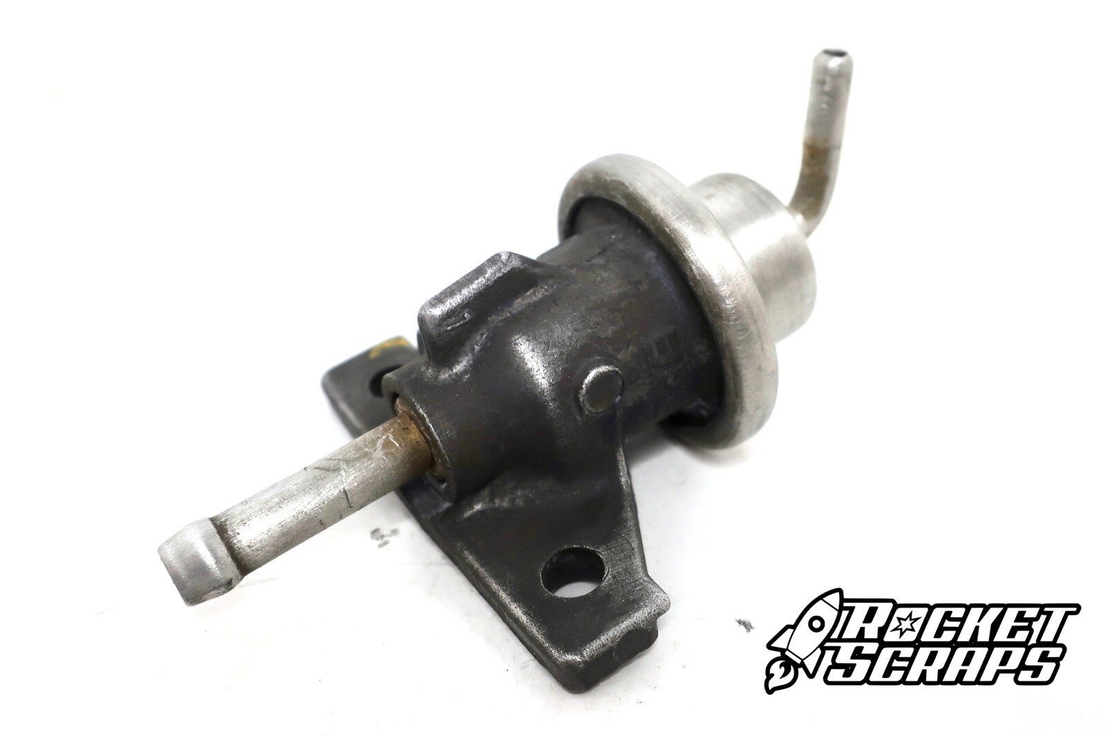 96 00 Honda Civic 99-01 CRV Del Sol D16Y7 Fuel Pressure Regulator FPR B20 OEM