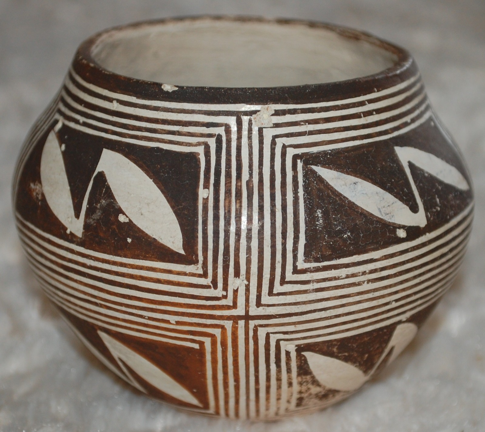 Acoma Clay Pottery Jar, 2.5" tall-3.5" diameter-signed on bottom Acoma NM, 1940