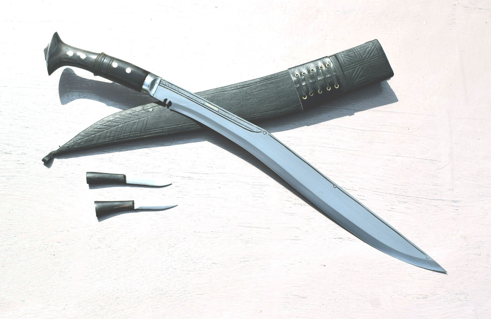 Handmade Nepalese/long traditional Kukri Knife-Sirupate  full tang (18" blade)