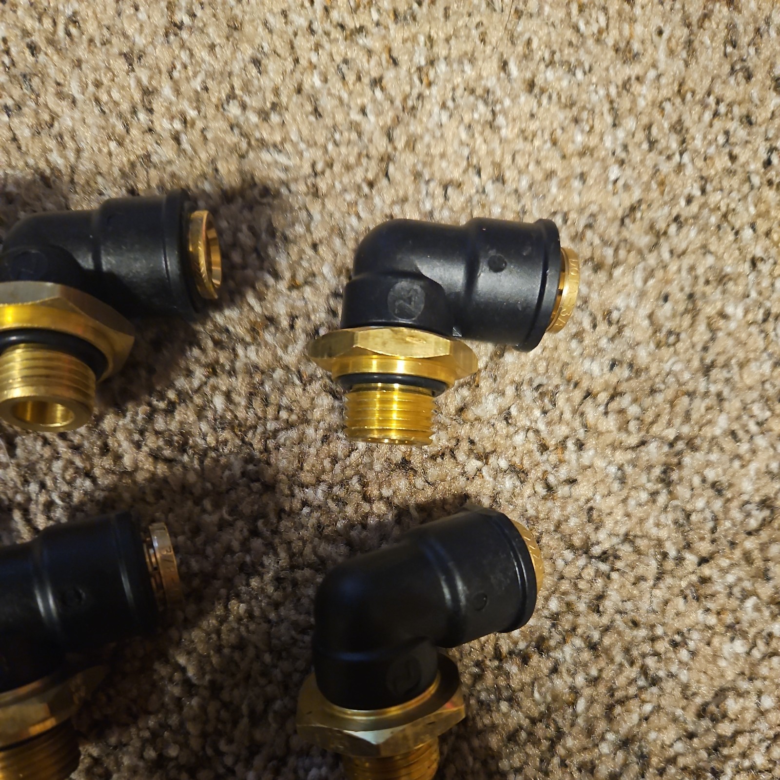 20999390 NEW GENUINE VOLVO COMPOSITE PLC MALE ELBOW M16 X 3/8" - 6 Pack