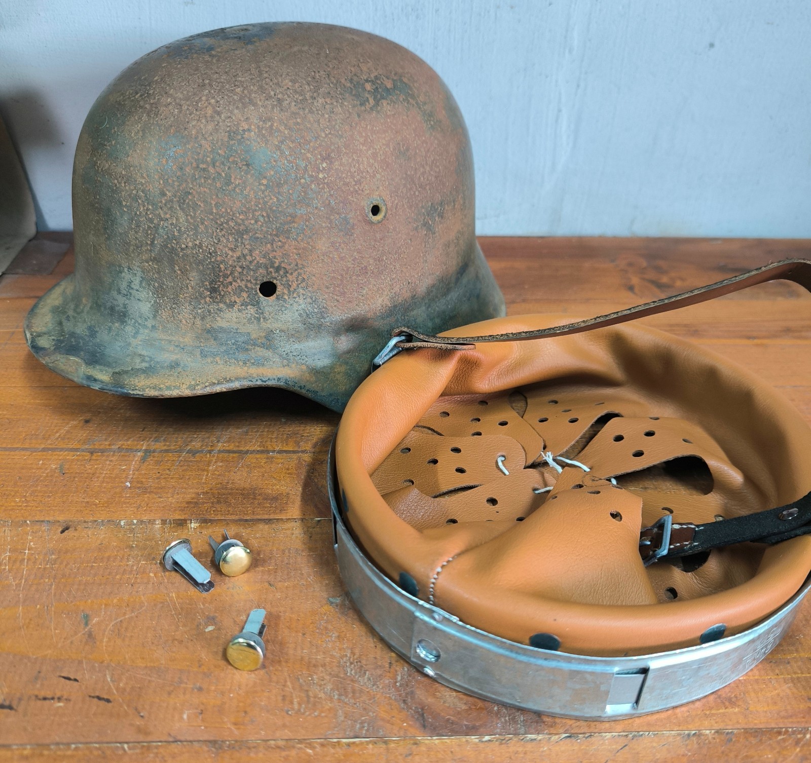 Helmet german original nice helmet M40 size 64 WW2 WWII do it yourself