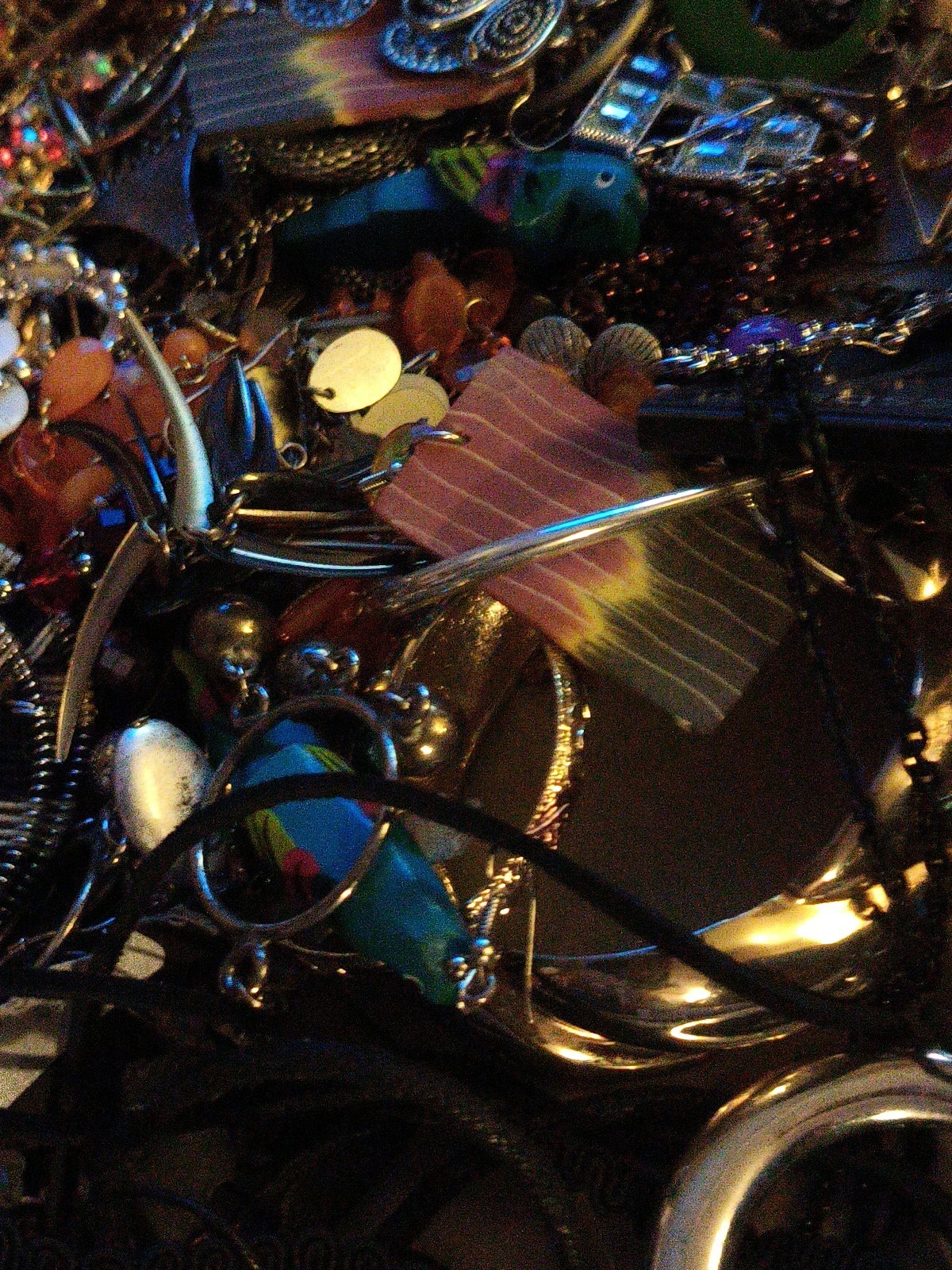 1+Lbs Fashion Jewelry Lot Vintage/Now Assorted Variety +Styles Random Selection