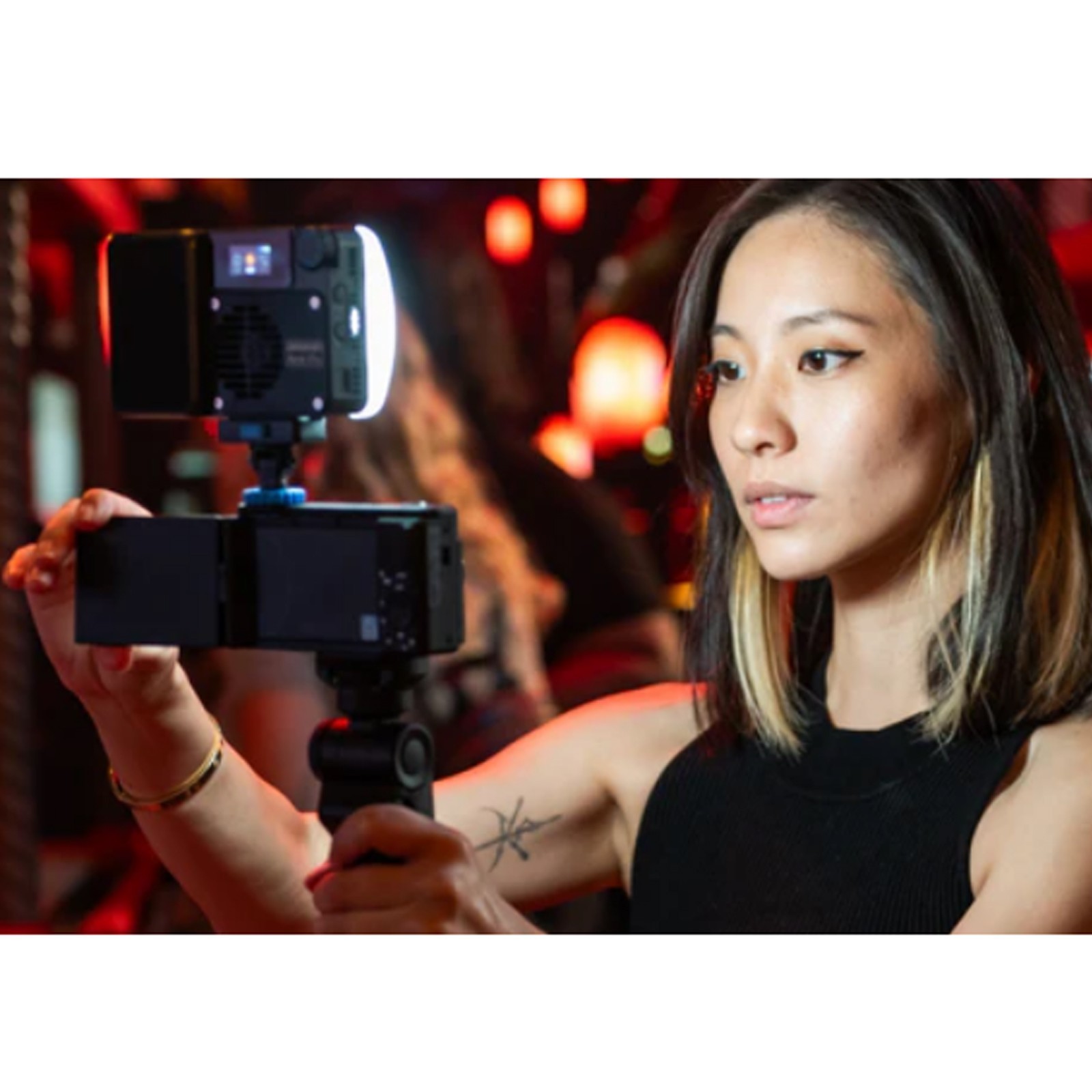 Amaran Ace 25c Pocket RGBWW LED Light Boost Mode Up to 32W Full-Color Mini Light