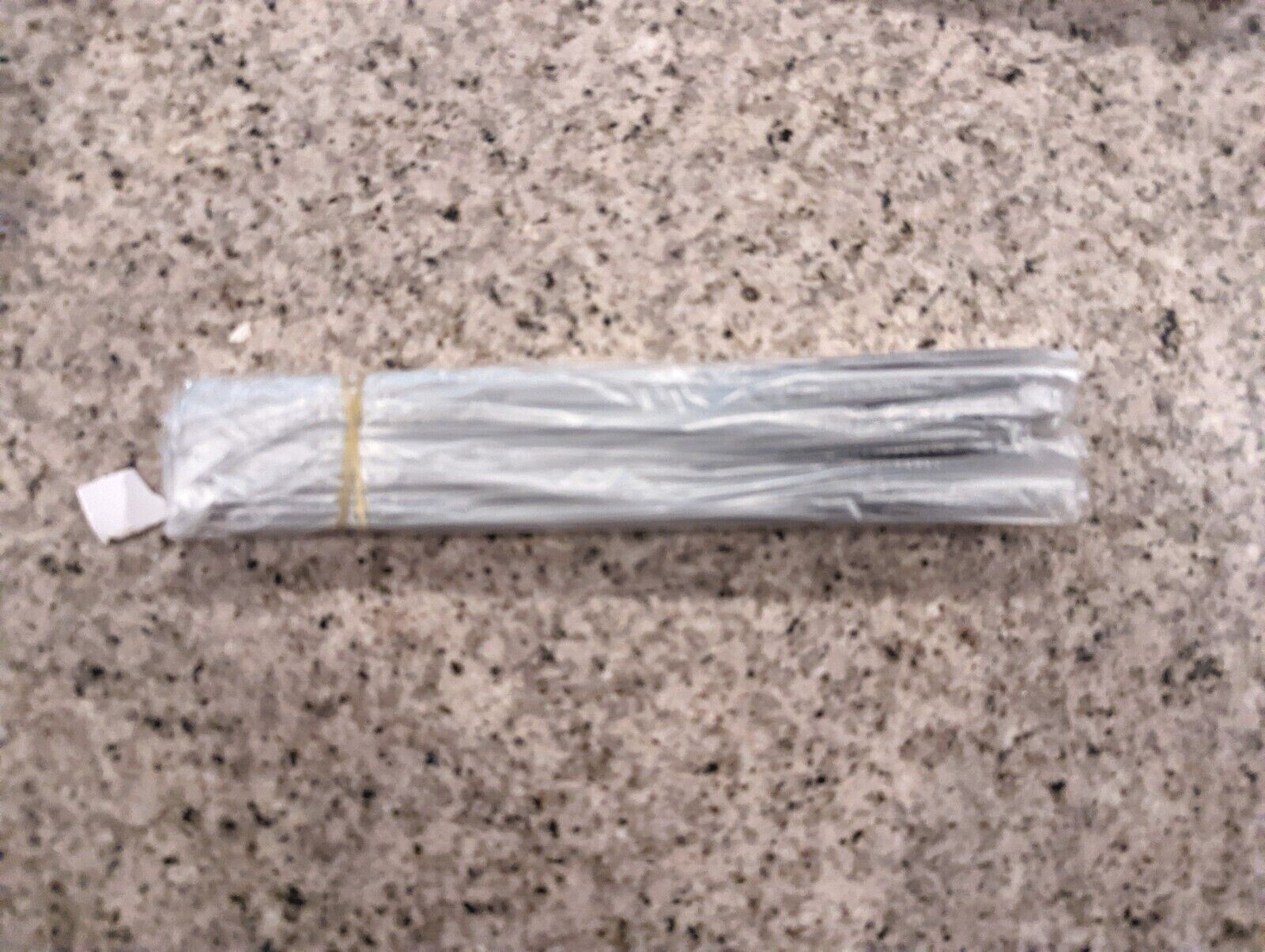 World Tableware 651 5302 Windsor 8" Fluted Dinner Knife - Dozen