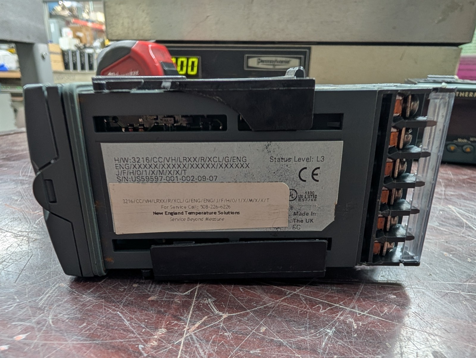 🤪 EUROTHERM TEMPERATURE/PROCESS CONTROLLER 100-240 VAC 2 AMP 48-62 HZ 6W 3216
