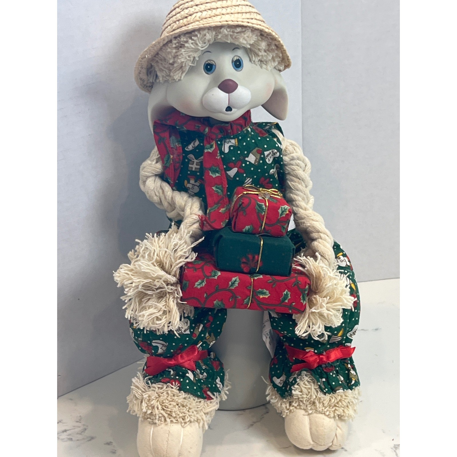 Vintage 1994 House of Lloyd,Christmas Around the World , "Floyd" Bunny