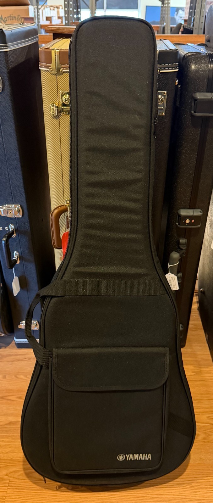 Yamaha LS16 ARE Grand Concert Acoustic-Electric Guitar Gloss Natural w Soft Case