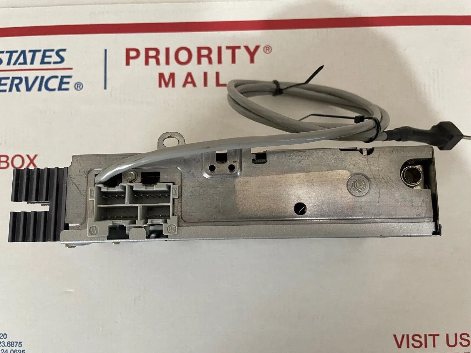 88-94 Chevy-GMC Truck Radio BLUETOOTH CDM Module Amp BASS/TREBLE Receiver Tuner