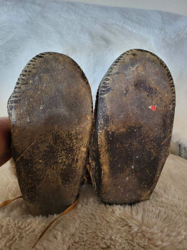 Vintage Handmade Fur, Skin, Leather, Felt & Glass Beaded Native Alaskan Mukluks