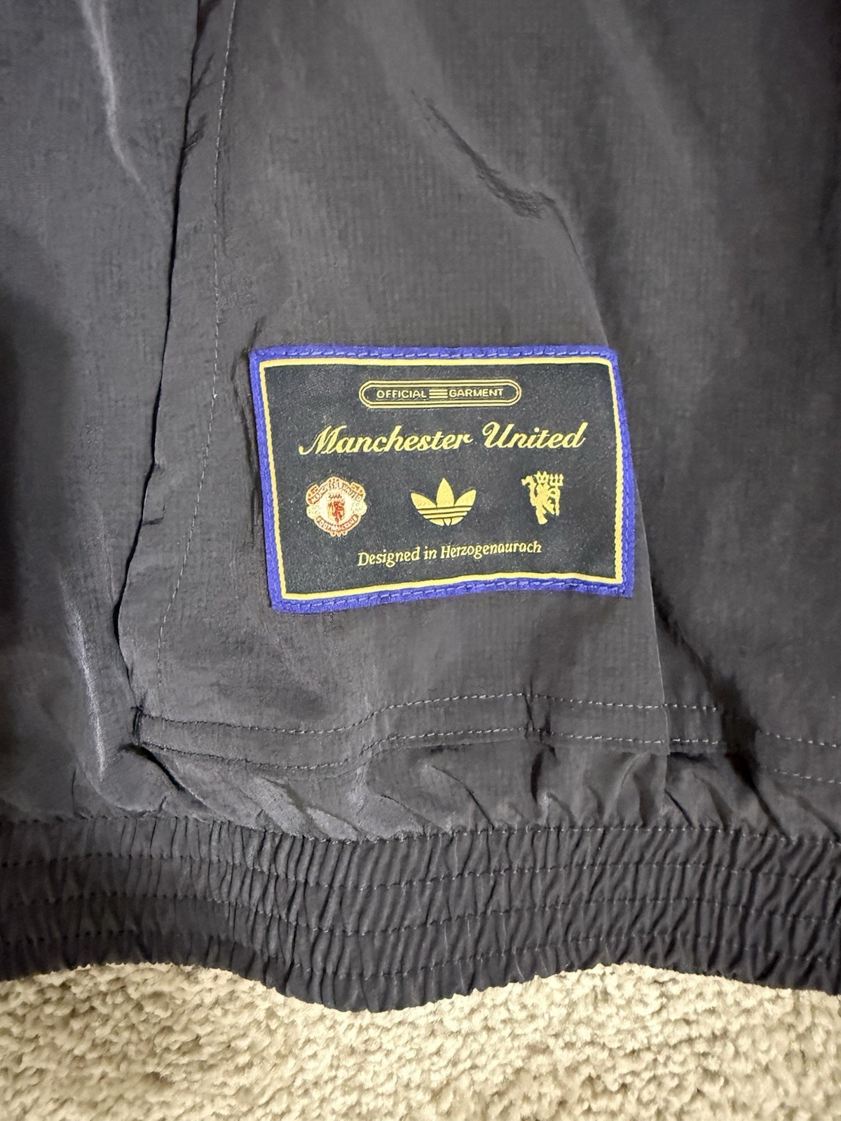 adidas Men's Manchester United 2025-26 Black Third Quarter-Zip Vintage Jacket