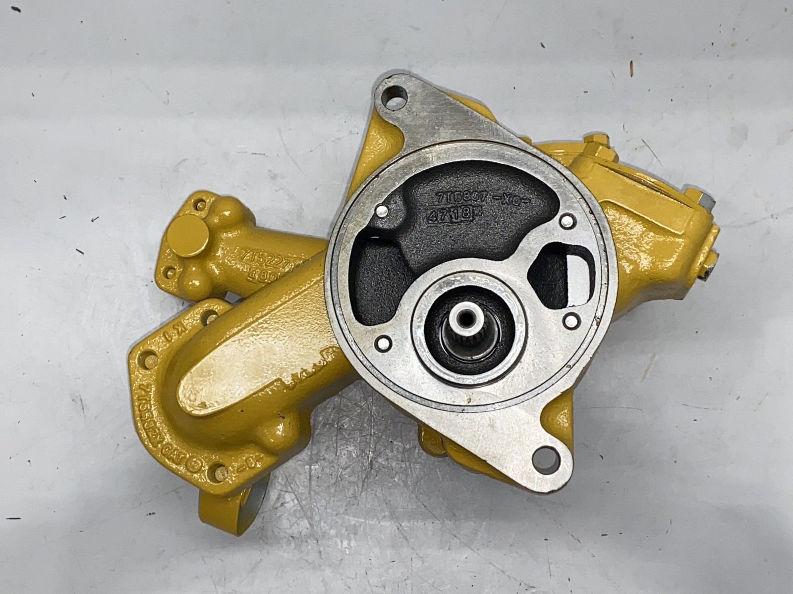 CAT 3-Section Gear Pump 8E-6709