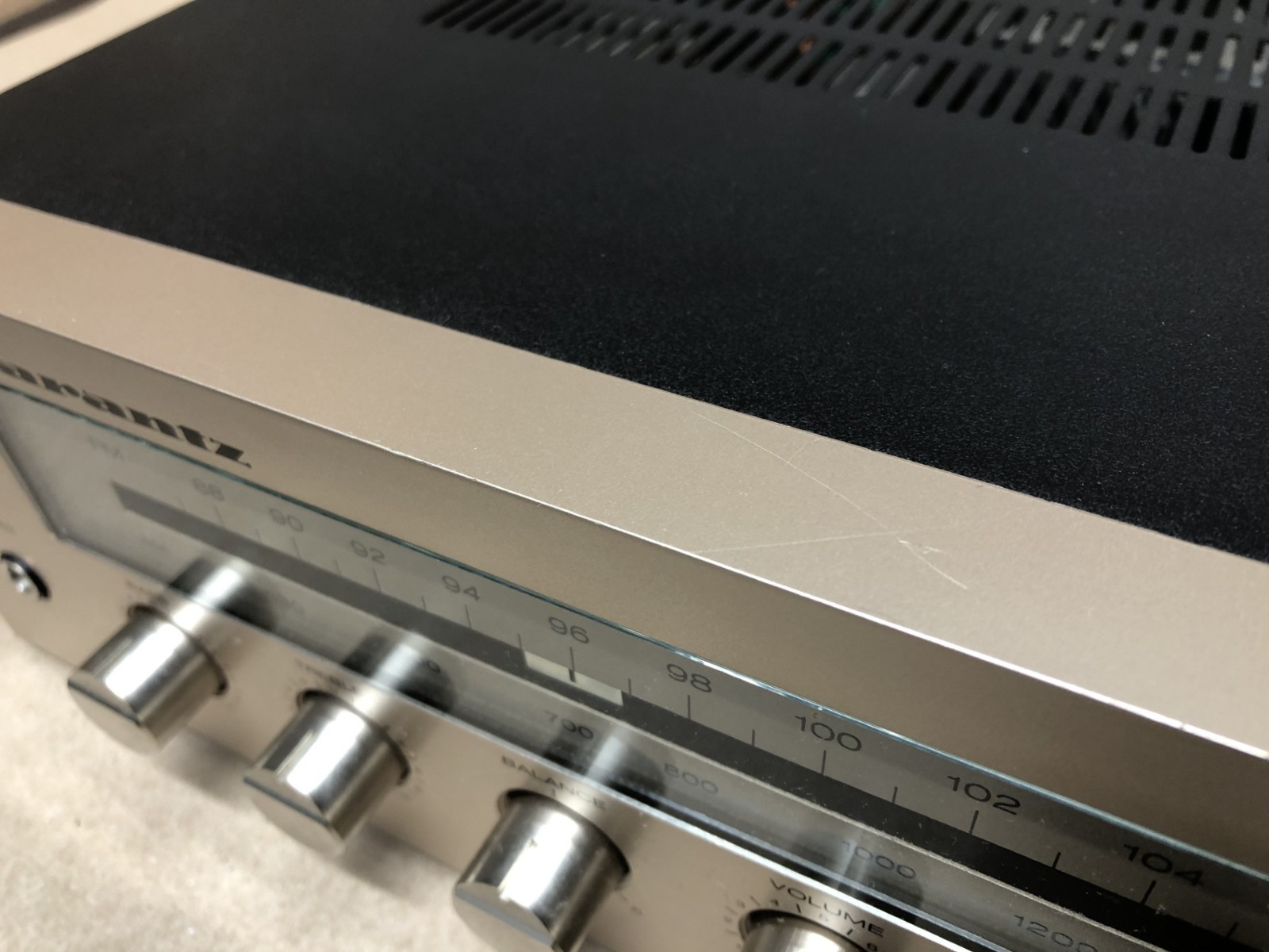 MARANTZ SR225 VINTAGE Stereo Receiver - Great Rich Sound. TESTED but SOLD AS-IS