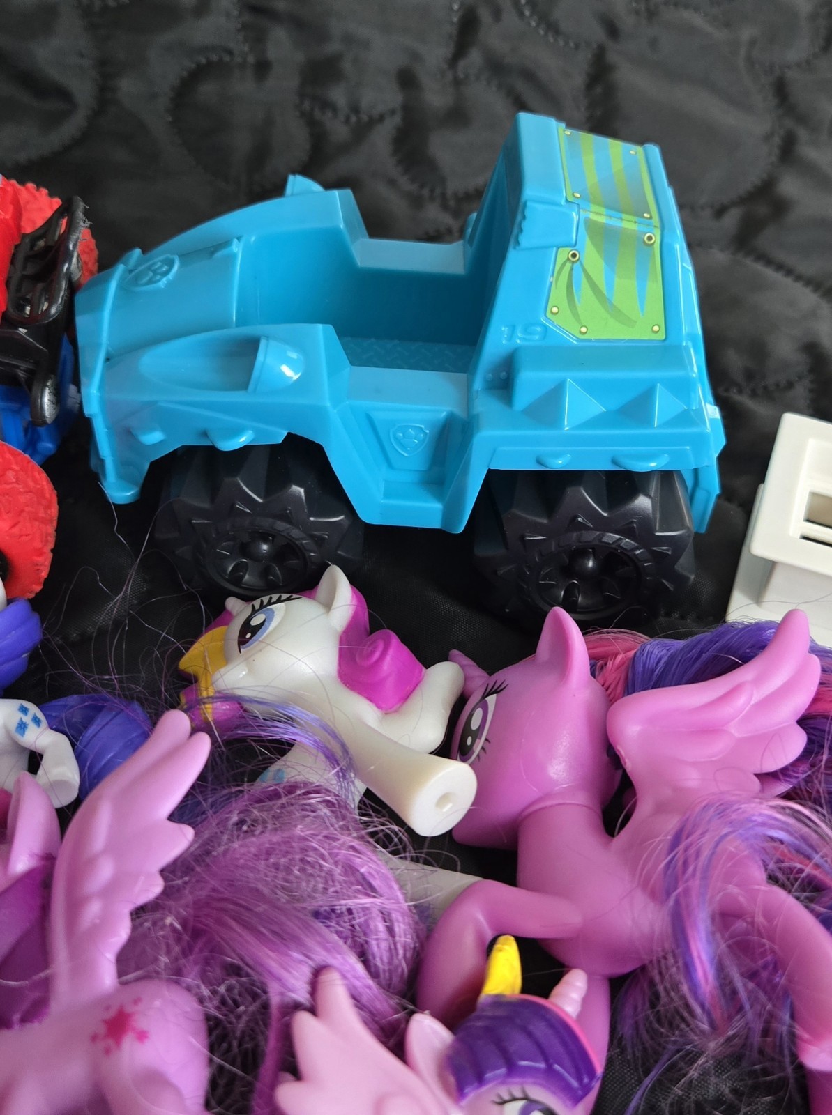 Random Mixed Lot Small Toys Over 3 Ibs My Little Pony Lego Creator Animals