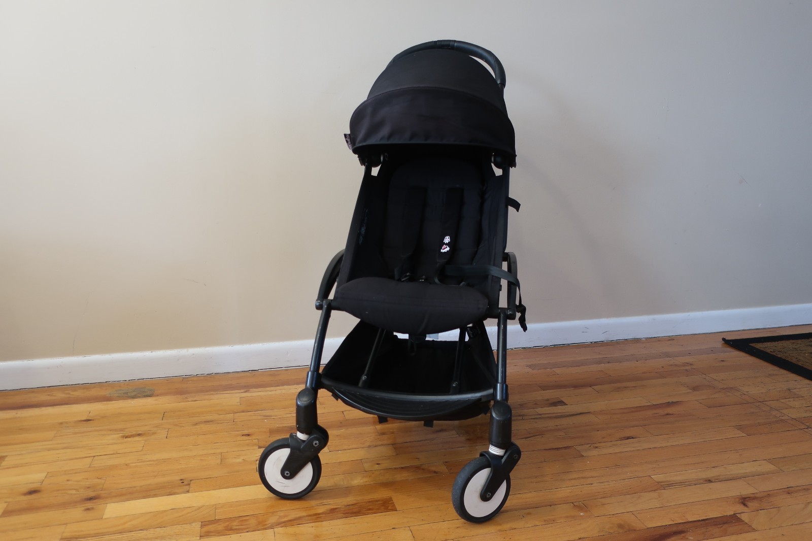 babyzen yoyo stroller used + rain cover, in good condition