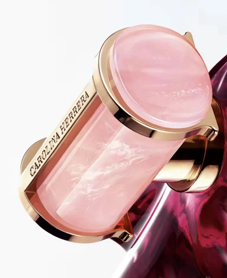 Carolina Herrera La Bomba Eau de Luxury Parfum for Women 2.8 floz / 80ml .