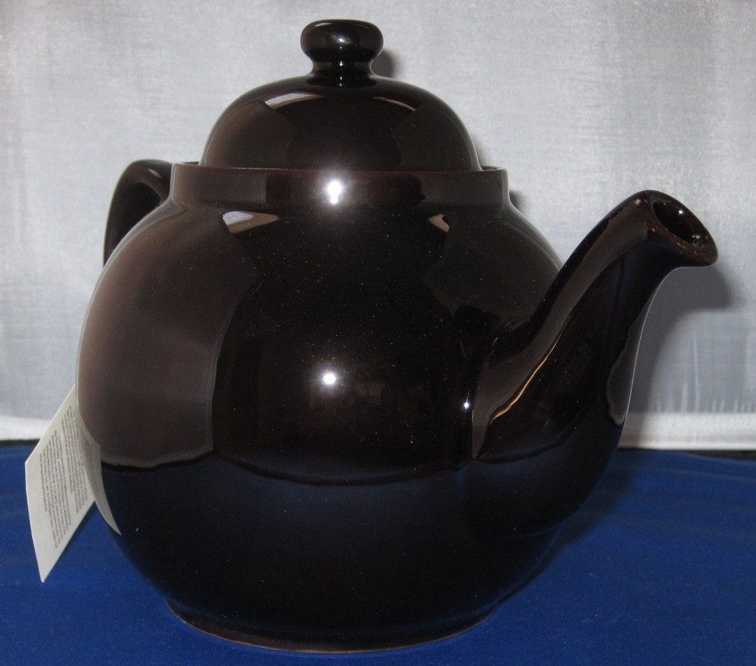 GENUINE BROWN BETTY, Red Clay, Rockingham Glaze, 6 Cup Tea Pot, MADE IN ENGLAND