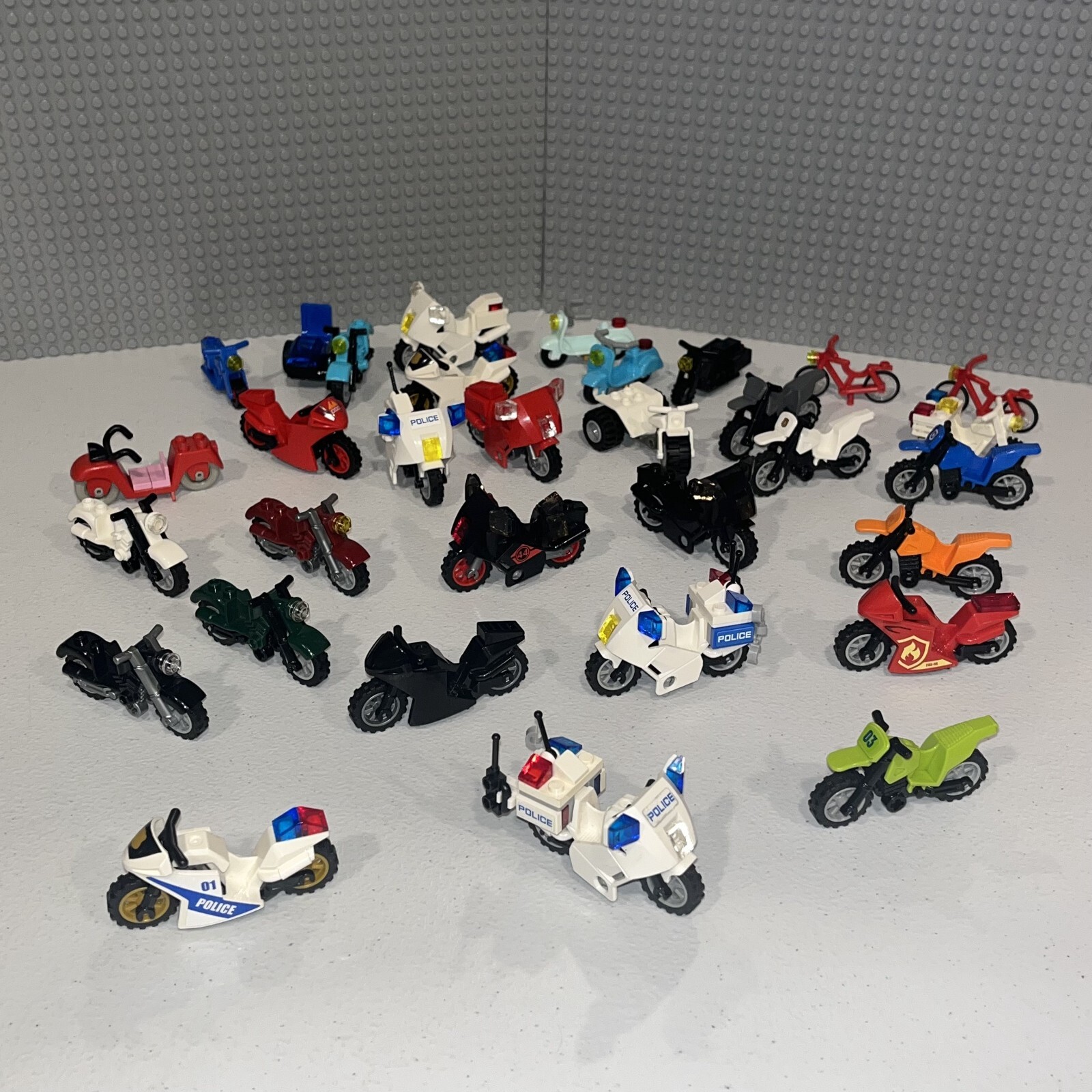 Lego Motorcycles and Minifigures: Police Dirt Bike Sport Cruiser ATVs - ! NEW !