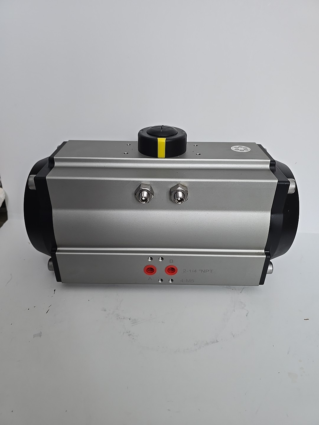 New AVCO CSR105V-12 Pneumatic Actuator Valve 35 to 150Psig -5 to 180 Deg F