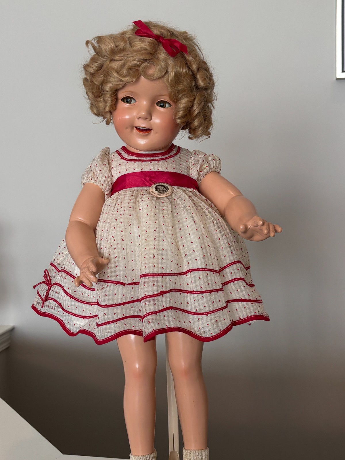 27" IDEAL SHIRLEY TEMPLE FABULOUS, 1930S, COP MARK, ORIG. COMPO DOLL, NEAR MINT