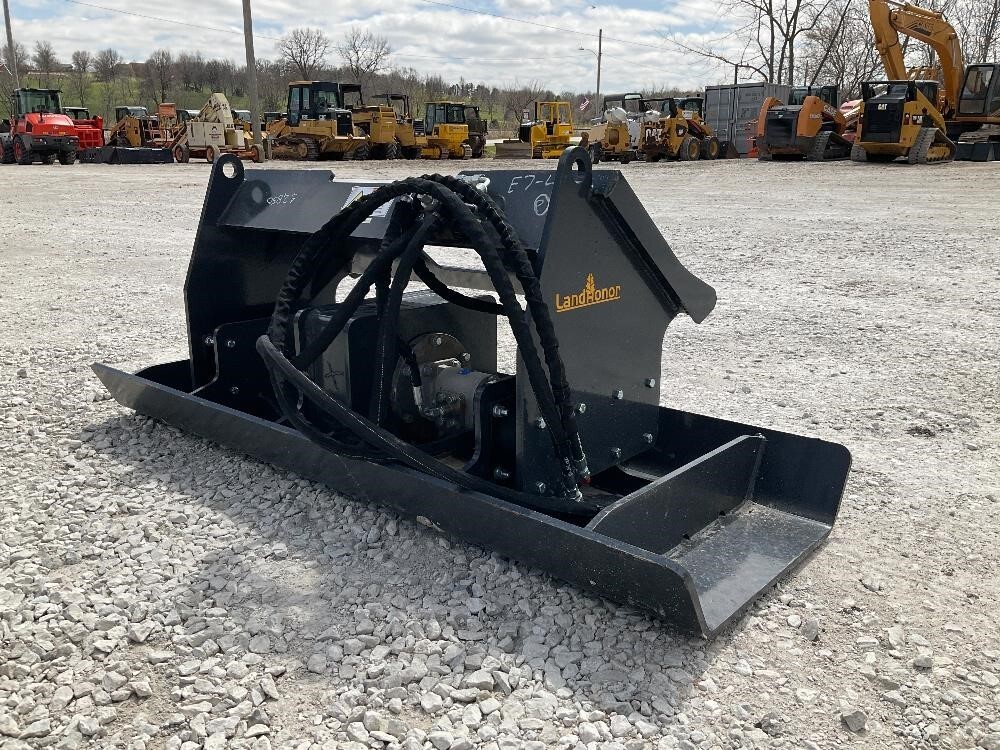 NEW 6' Skid Steer 72" Vibratory Plate Compactor Kubota Bobcat CAT Case LandHonor