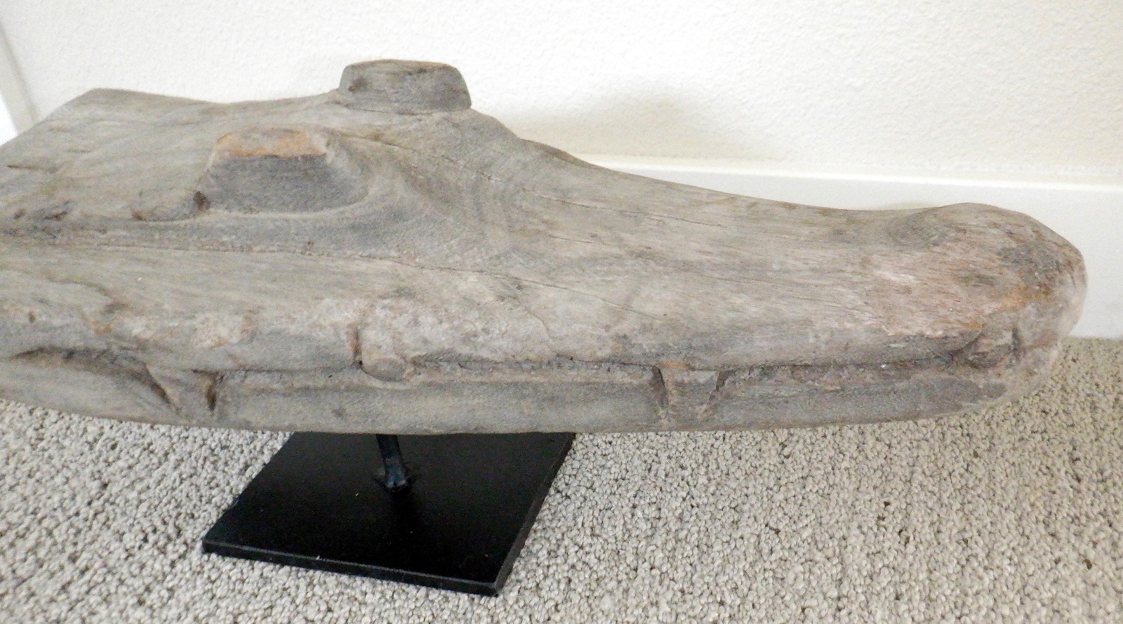 Sepik River Papua New Guinea Carved Canoe Prow, 17 inch on metal stand