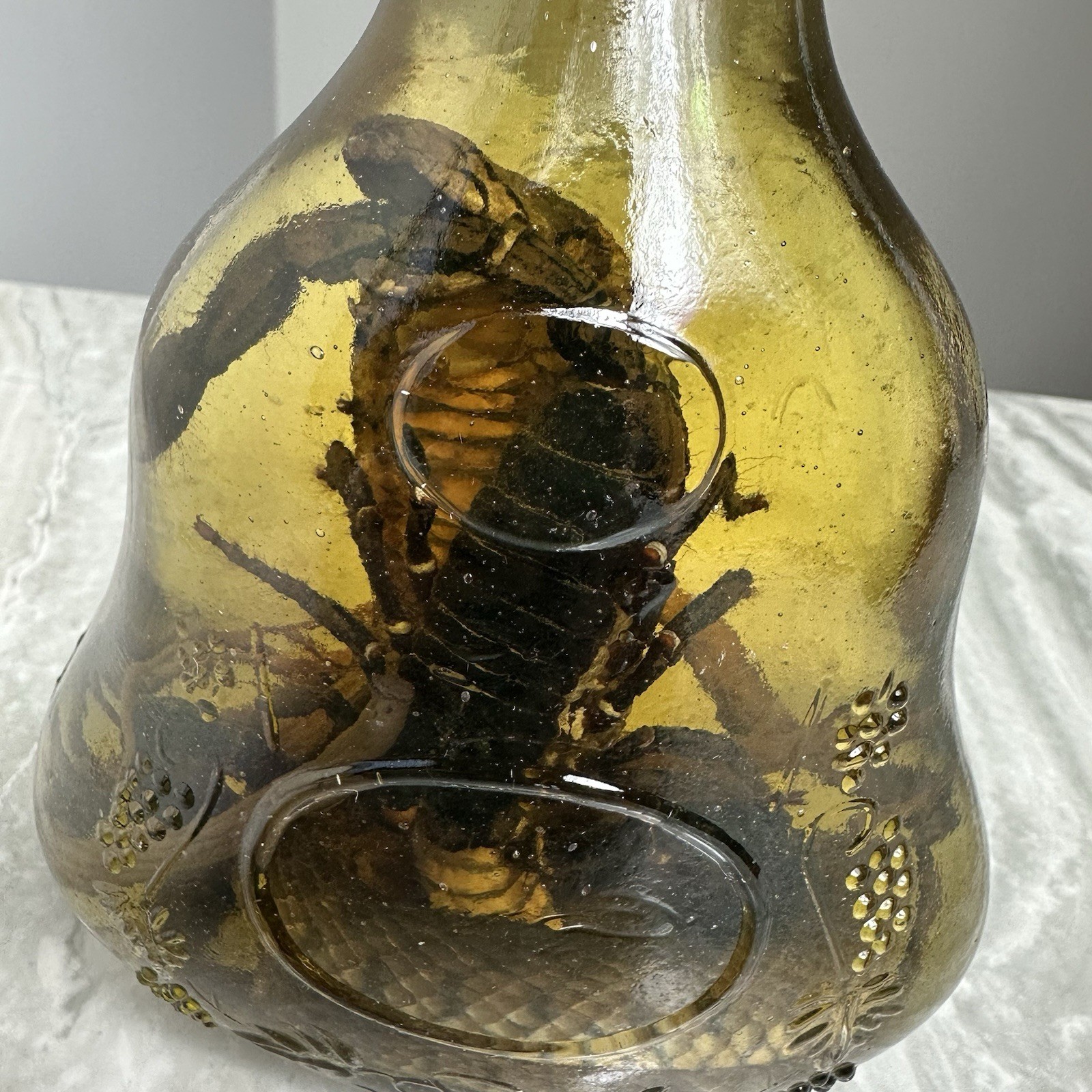 Cobra Snake And A Scorpion In A Glass Bottle 7" Tall - Snake Wine?