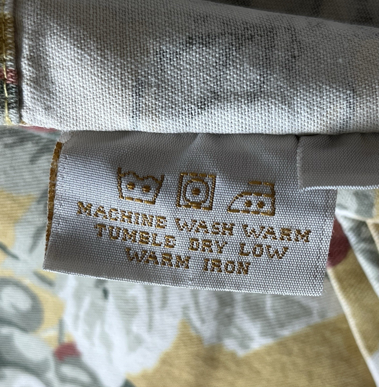 Williams Sonoma Toscane Gold Grapes Tablecloth Italy 68 x 108