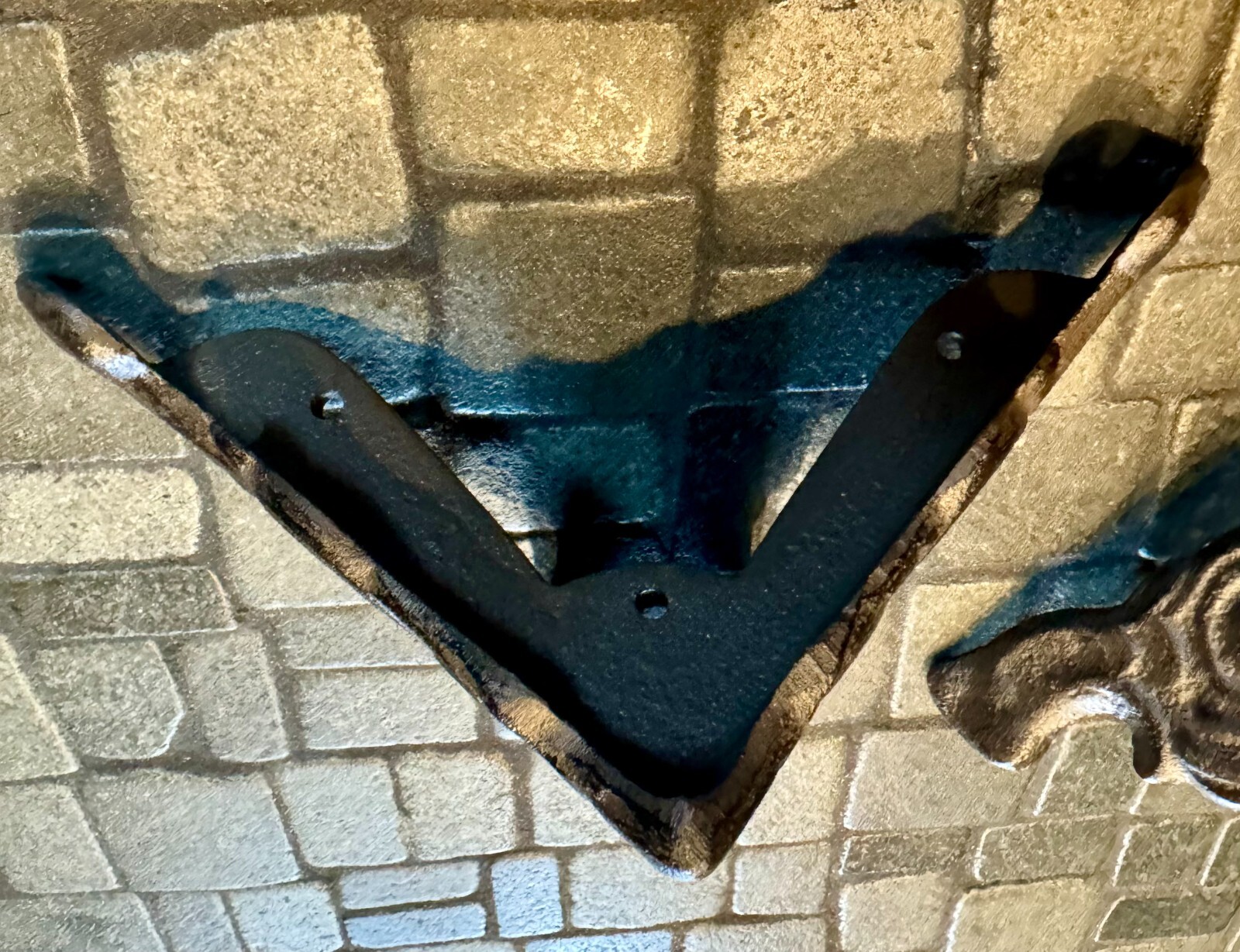 4; Furniture Legs 5.75" Cast Iron Metal Claw foot Tub Wood Stove Feet Salvage