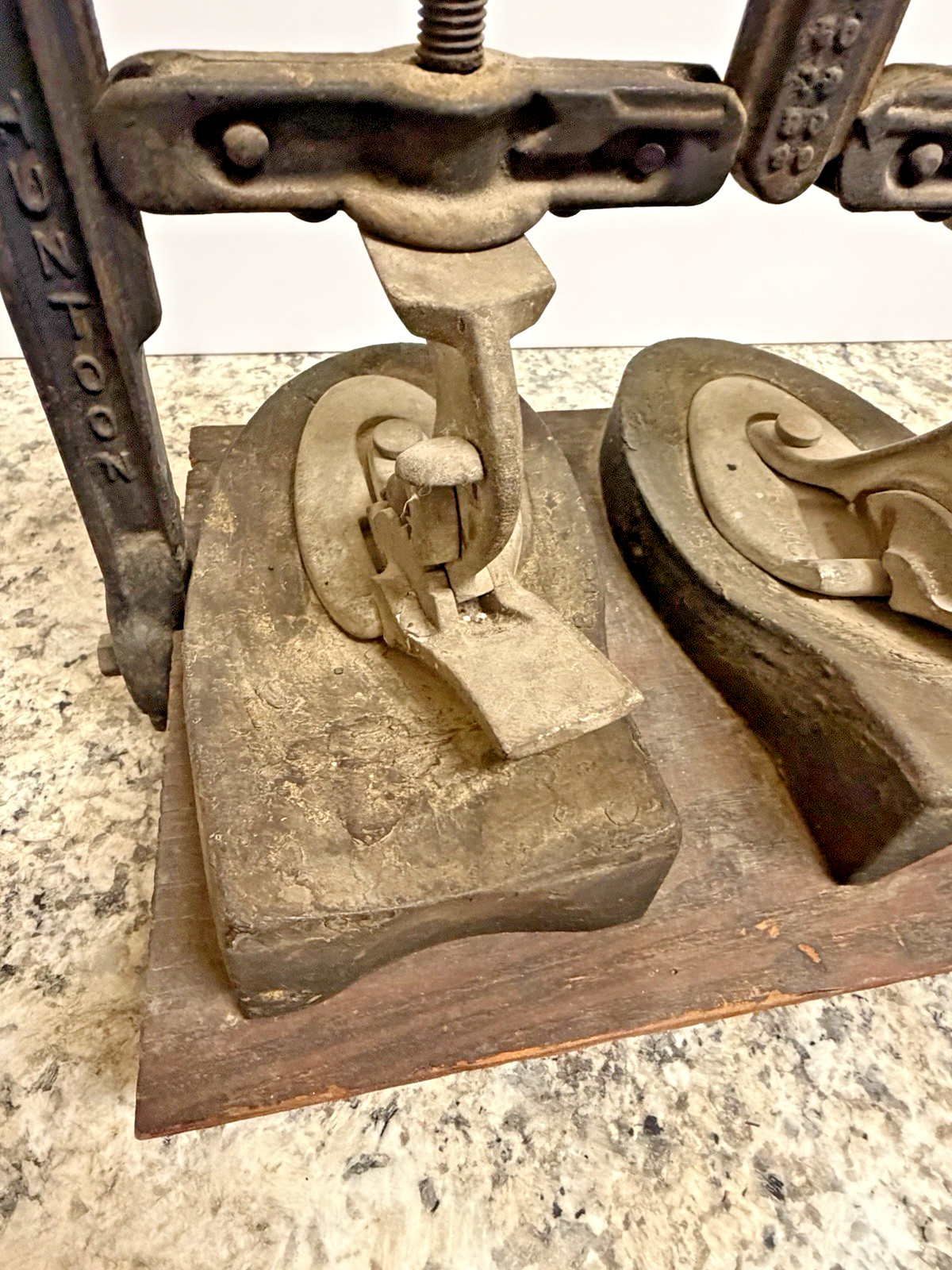 Antique Cast Iron Shoe Form Mold Press Cobbler Repair CL HUNTOON LOS ANGELES