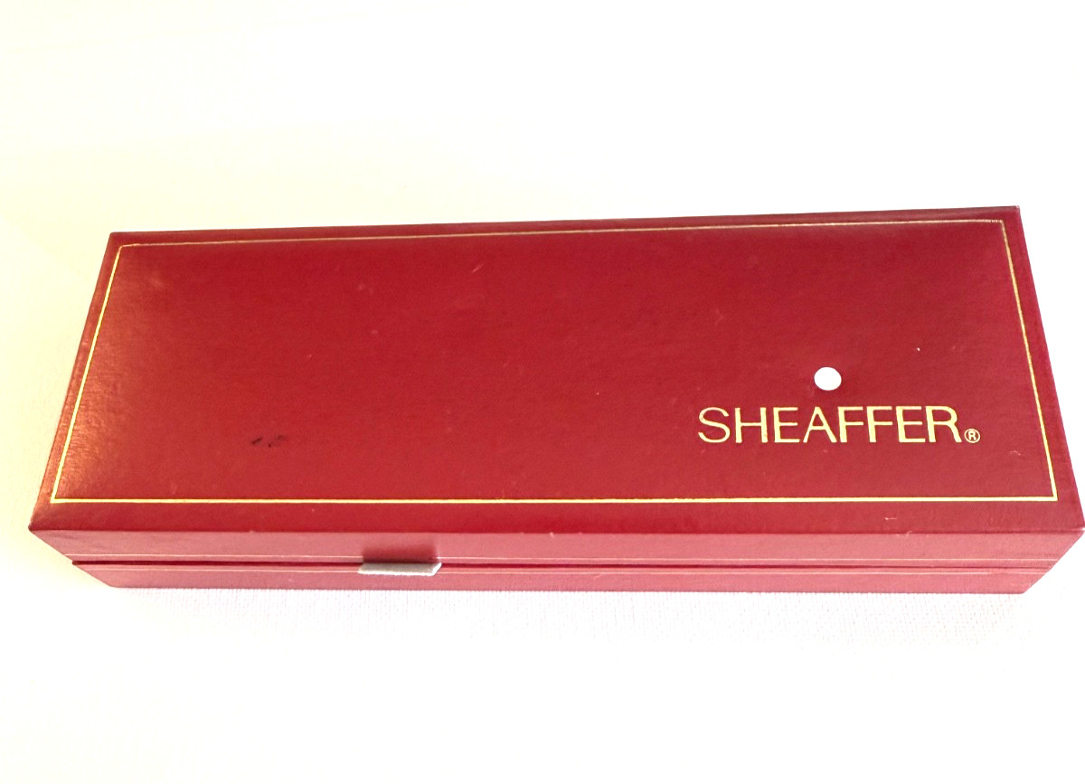 1966 Black Sheaffer Stylist Fountain Pen Fine + Bold nibs, Perfect gold cap. Box