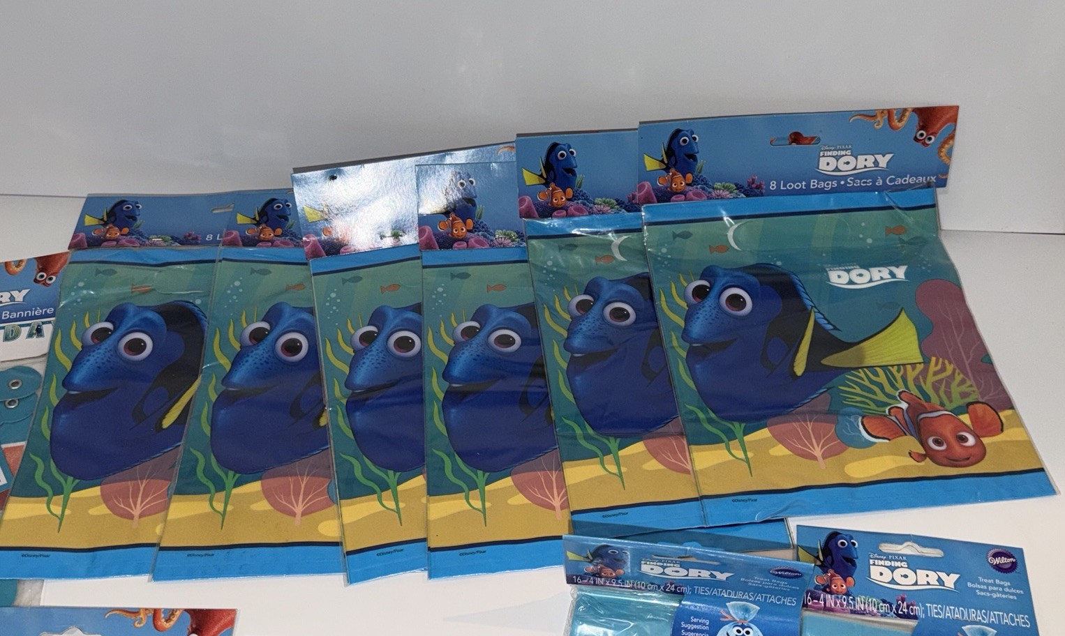 Disney Finding Dory Nemo Birthday Supplies Treat Bags Banner Blowouts Fun Pix