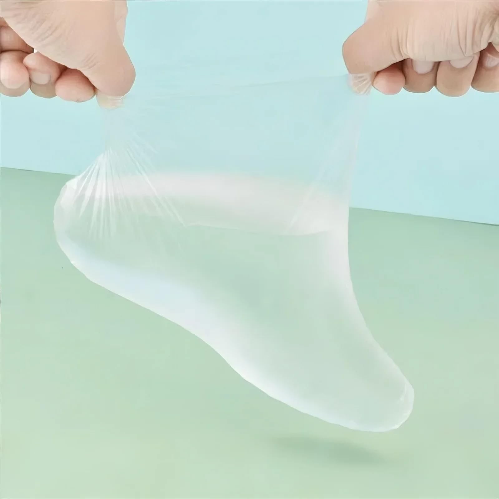 400-Pack Disposable Plastic Foot Covers for Feet – 12.2" x 9.4", Clear