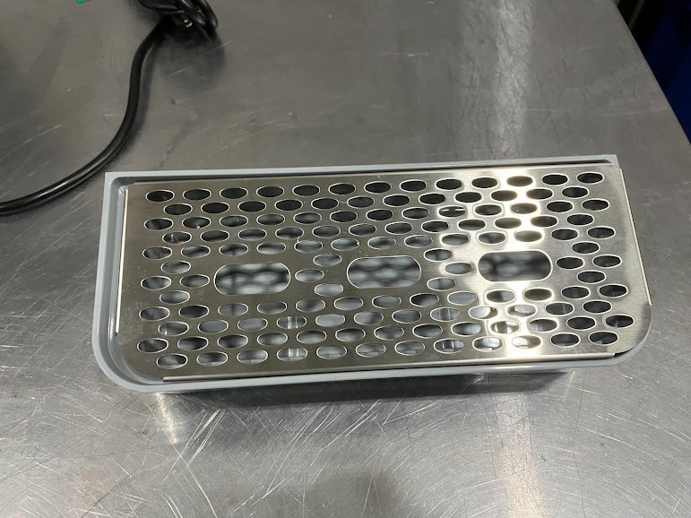 Crathco Bubbler Double 2.4 Gallon Bowl Refrigerated Beverage Dispenser - 120V