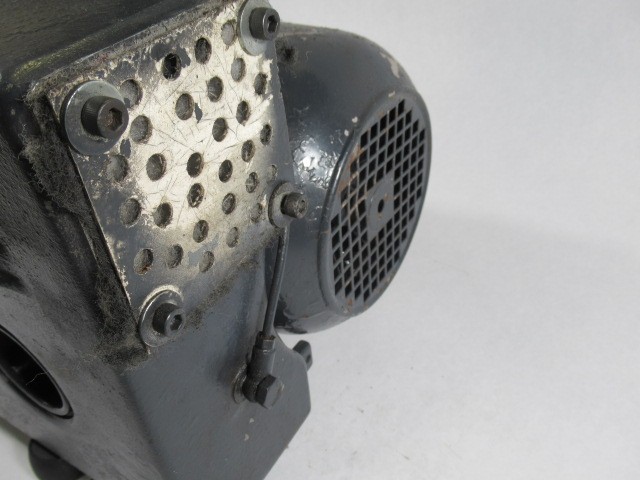 Busch 040-138 Vacuum Pump 20Mbar 1Litre Type SAF30 USED