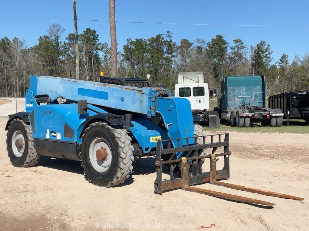 2016 Genie GTH844 8,000 lbs 44' Telescopic Reach Forklift Telehandler 8K bidadoo