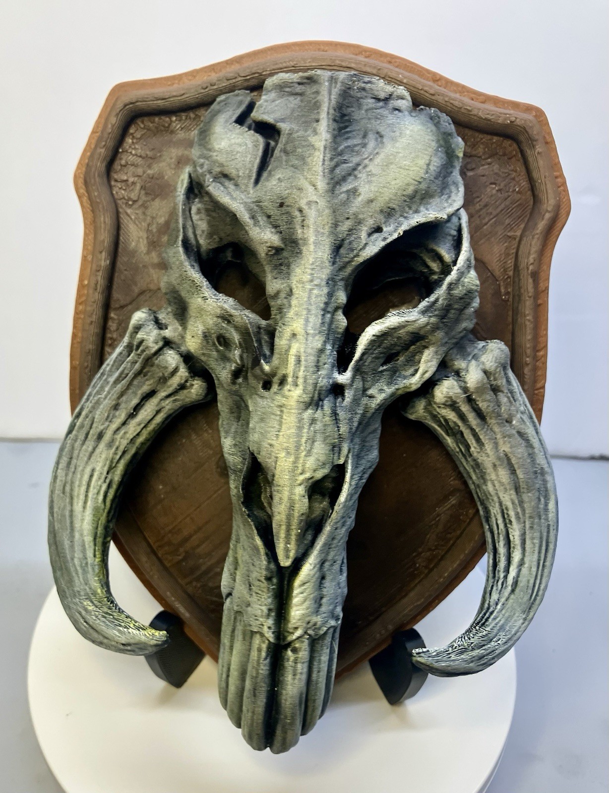 Star Wars Mandalorian Mythosaur Skull Wall Mount Plaque Boba Fett