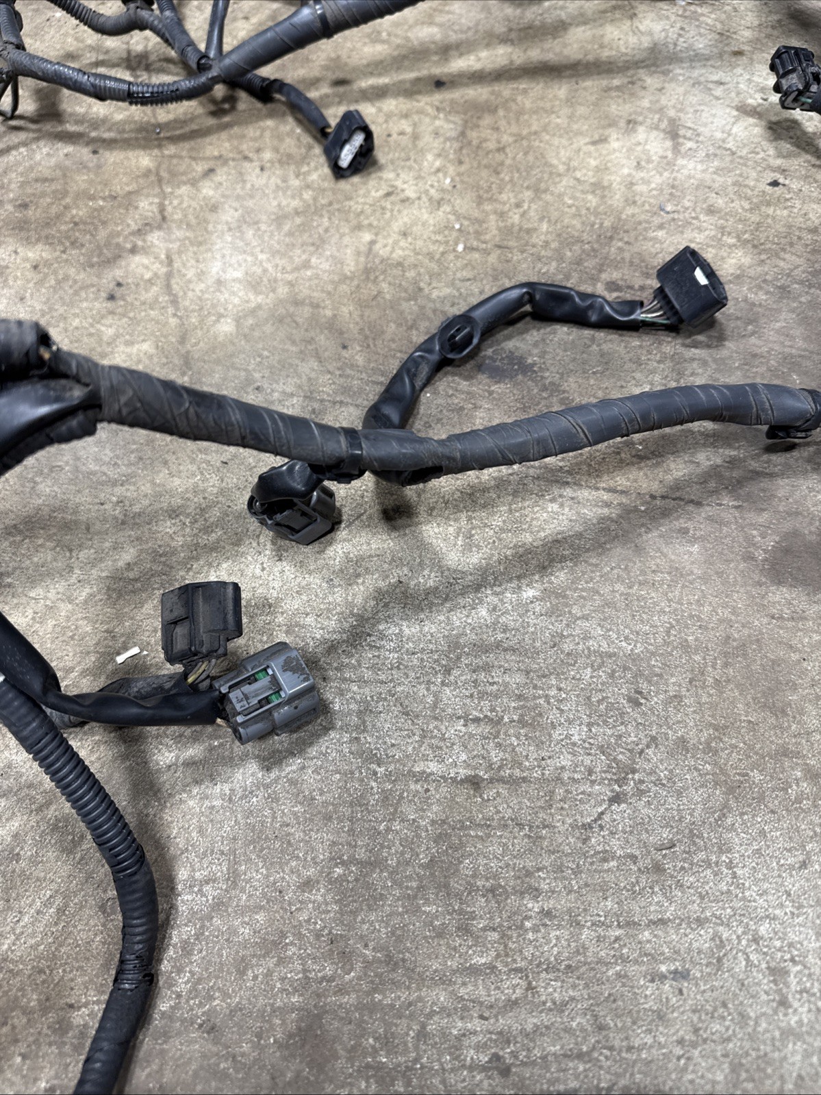 09-13 Infiniti G37 Sedan A/T VHR AWD Engine Wire Harness OEM