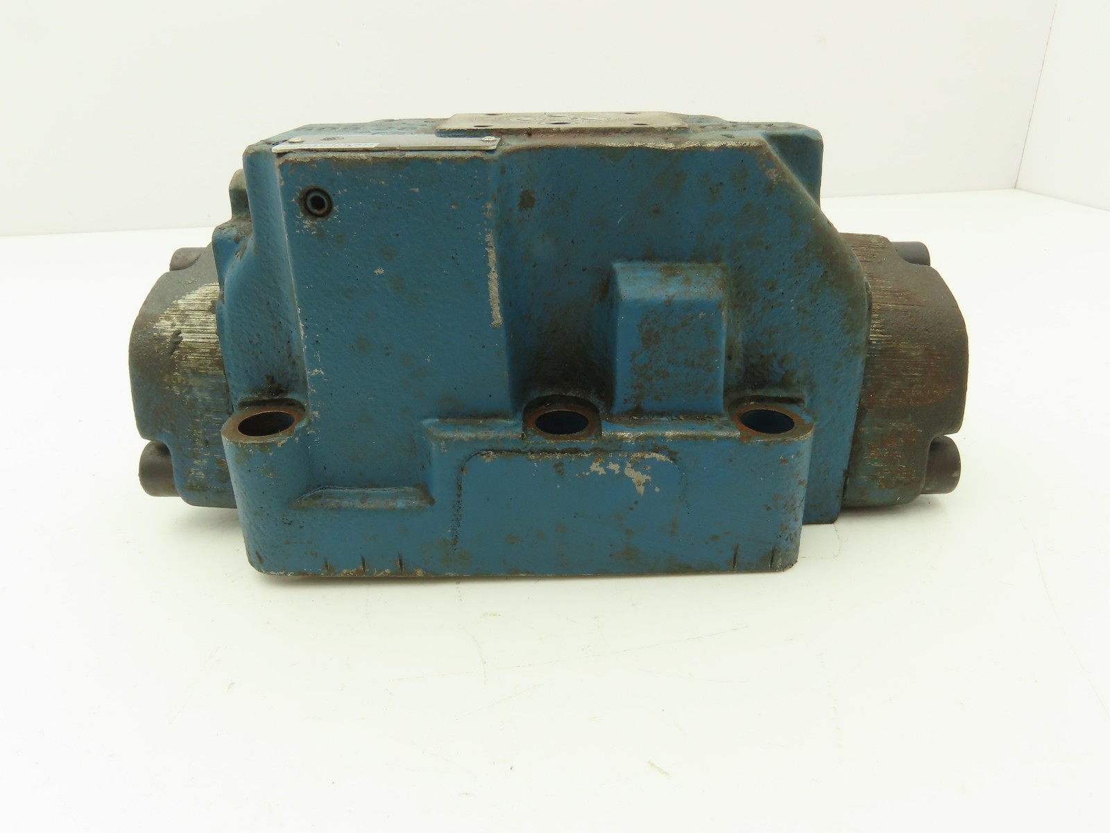 Rexroth 4WEH22E74/6EW110N-9ETK4 Hydraulic Directional Control Solenoid Valve