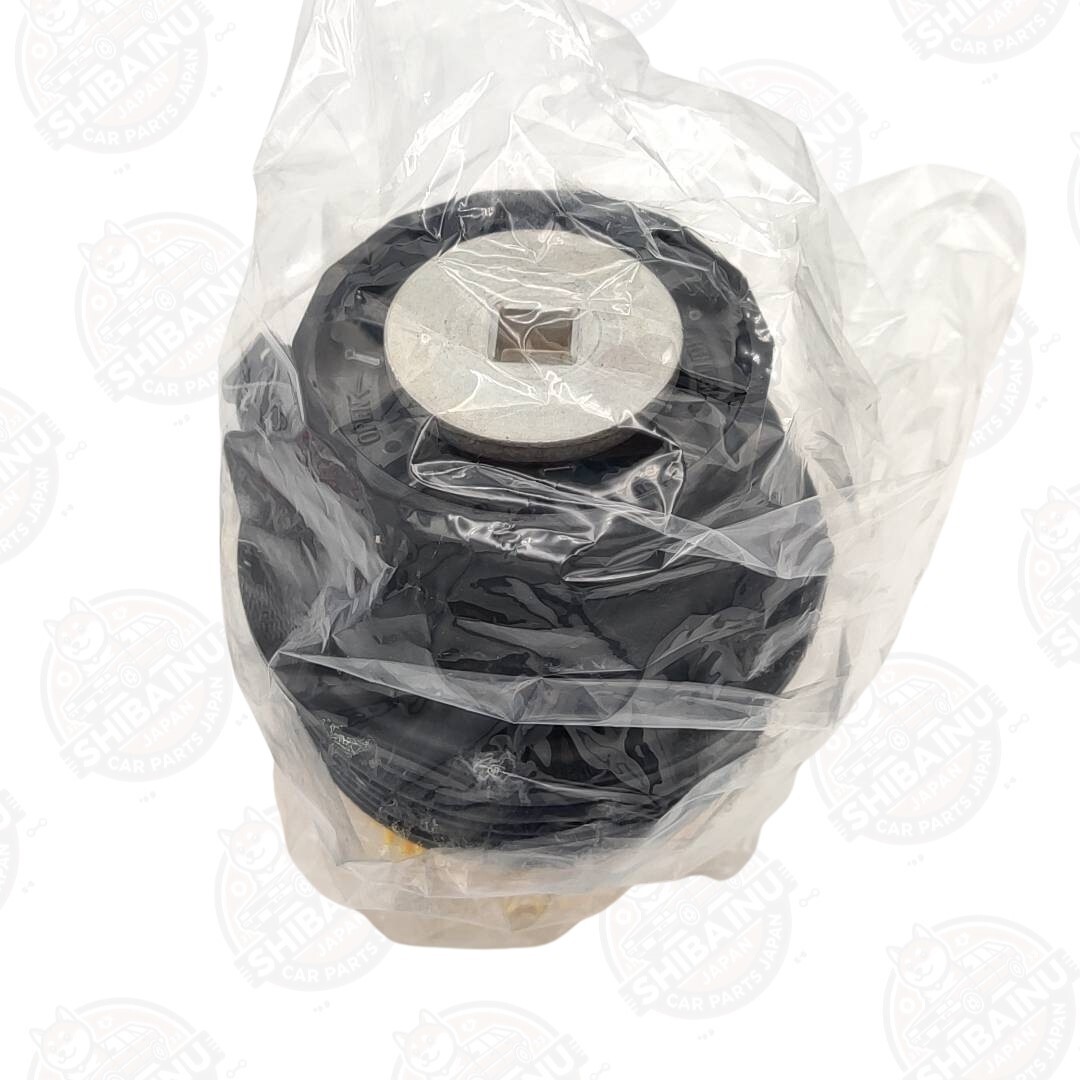 TOYOTA GENUINE OIL FILTER HOUSING CAP 15650-38020 4RUNNER FJ TUNDRA LS460 LS500