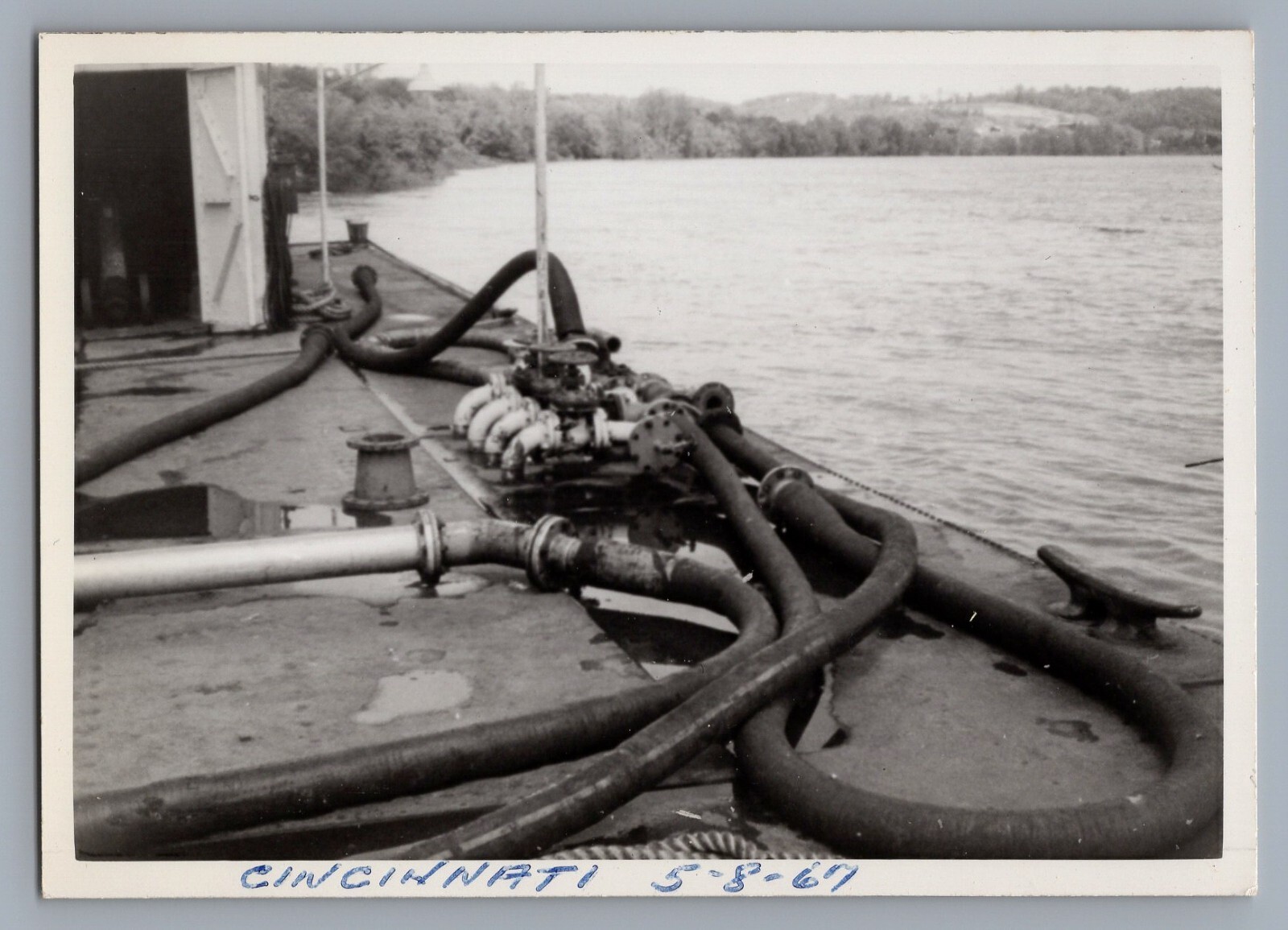 1967 Gulf Oil & Gas Vintage 4.25 x 3" Photo Pipeline Cincinnati, Ohio   9418