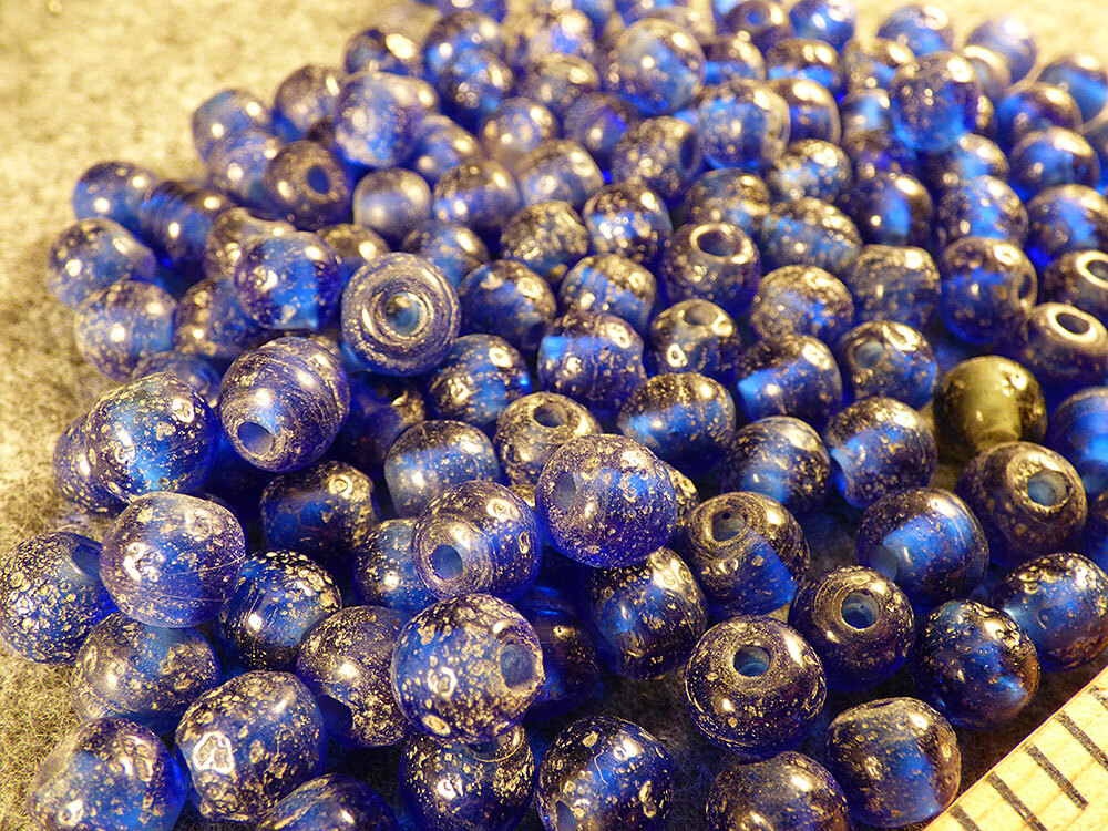 10 Huron Indian Cobalt Blue Glass Old Style Trade Beads w/Patina Fur Trade 1800s