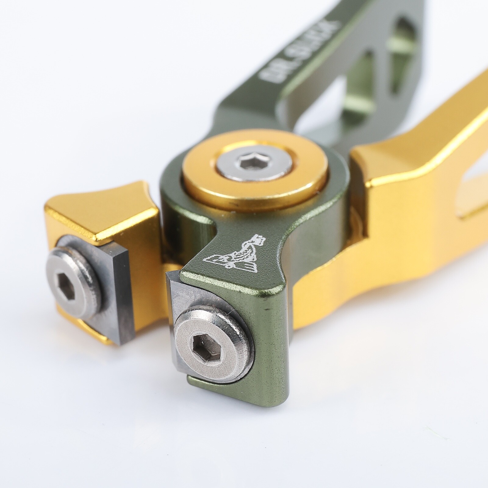 Dr Slick Cyclone Nipper - Straight Cut - Green/Gold - FREE SHIPPING