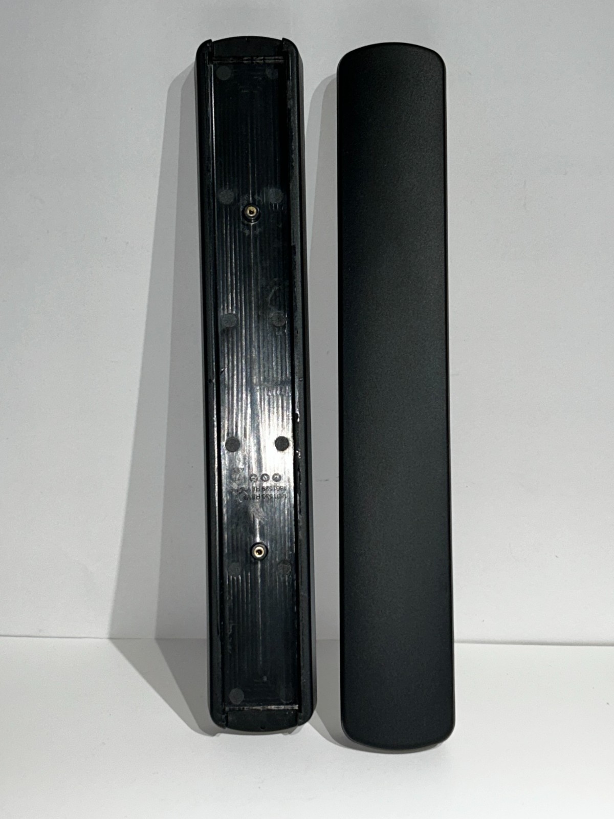 Quantum Q6 Edge 3 Armspads 18" (PAIR)