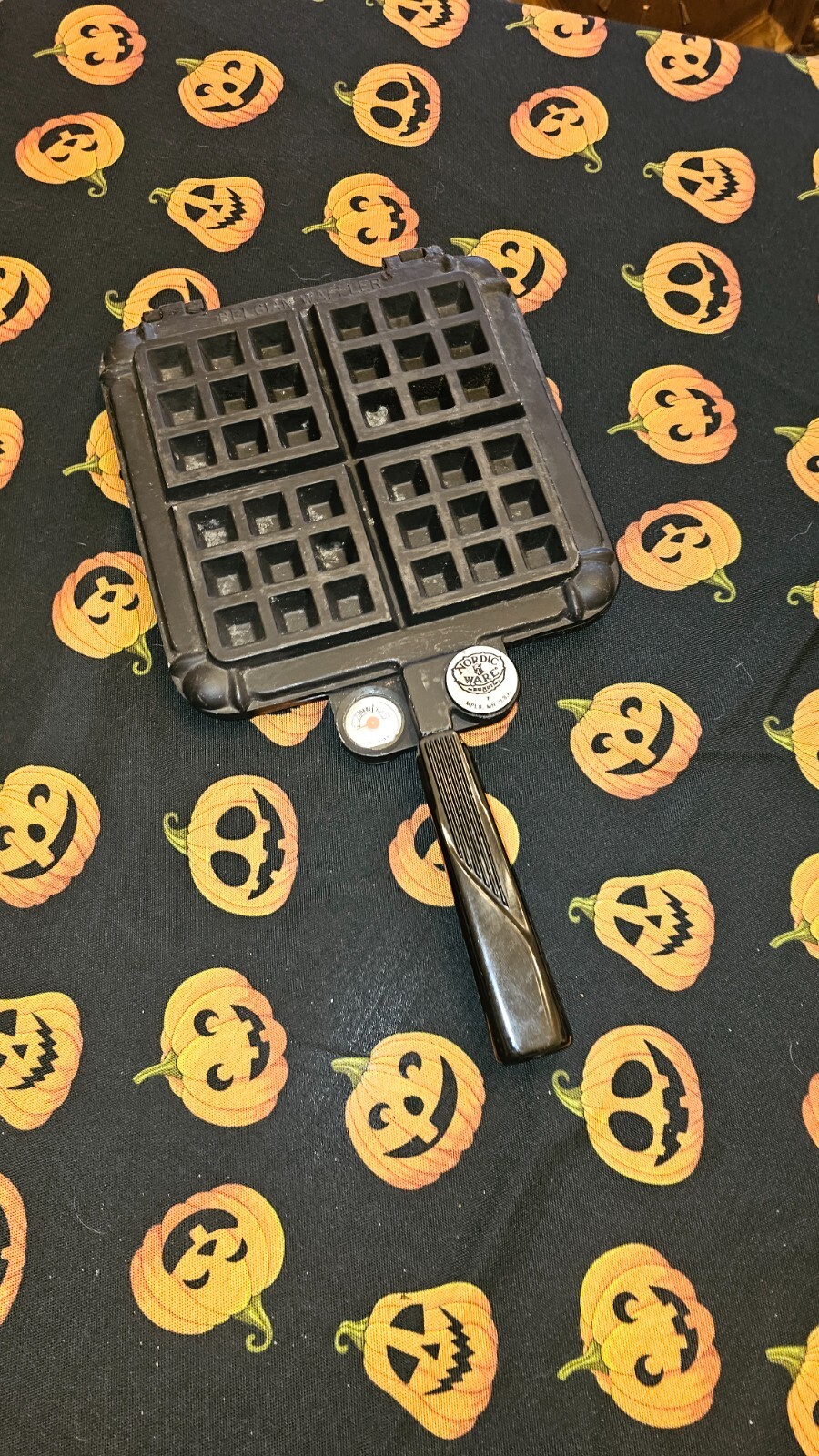 Vintage Mid Century Nordic Ware Belgian Waffle Maker Stovetop