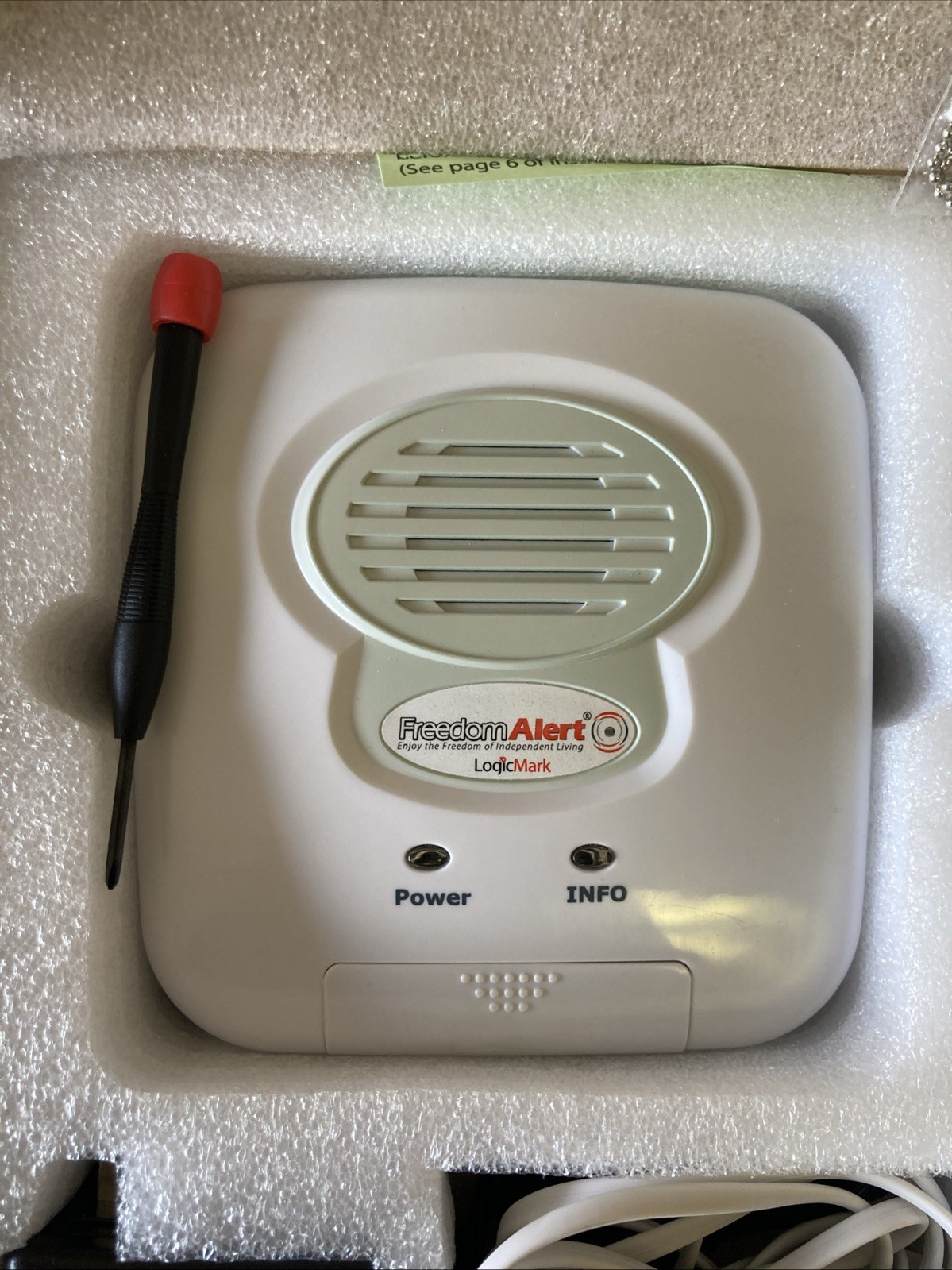 LogicMark 35911 Freedom Alert Personal Emergency Response System (OKEB-02-045)