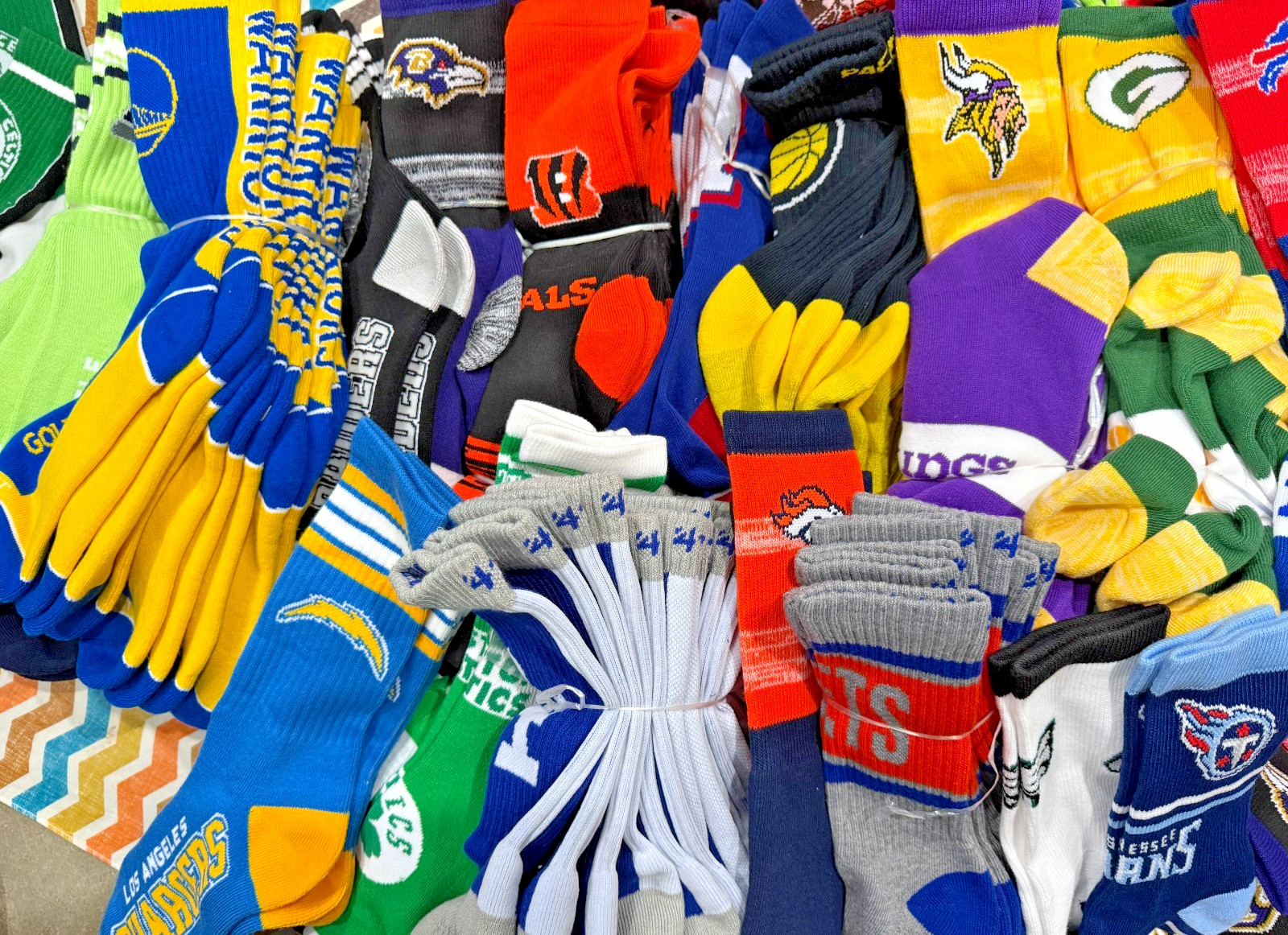 Pro Sports Team Socks Bulk Lot Football Baseball Basketball PICK YOUR TEAM