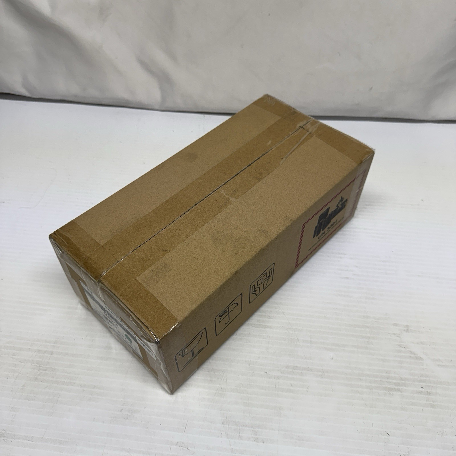 BOX OF 100 ses imagotag Vusion 1.6 BWR BAR Code Electronic Shelf Price Tags