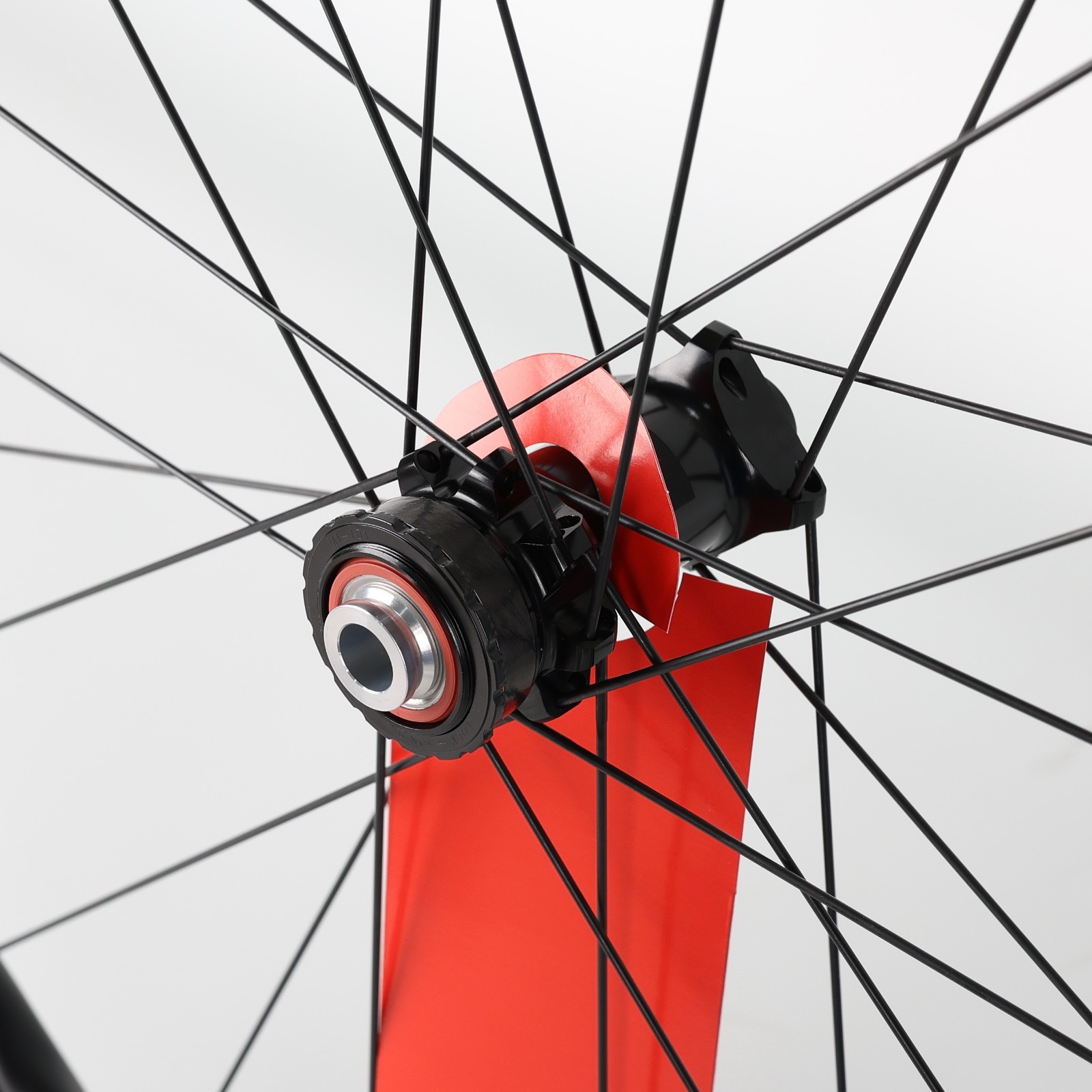 New Fulcrum Soniq 42 F/R Pair Complete Wheelset Shimano 11/12S FREE SHIPPING